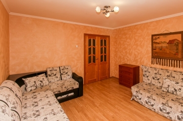 Квартира трехкомнатная ул.Морская (Apartment three-room ul.Morskaya)