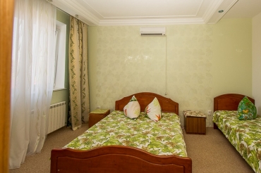 Стандартный трехместный номер